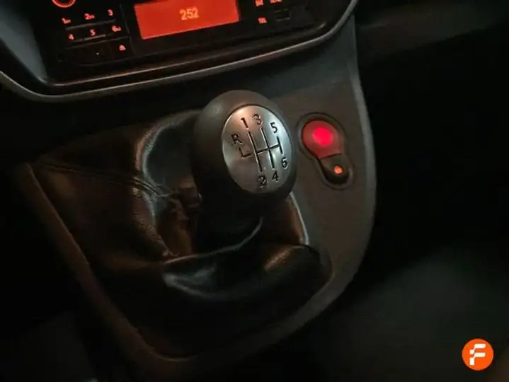 Renault Kangoo 2021, foto 20