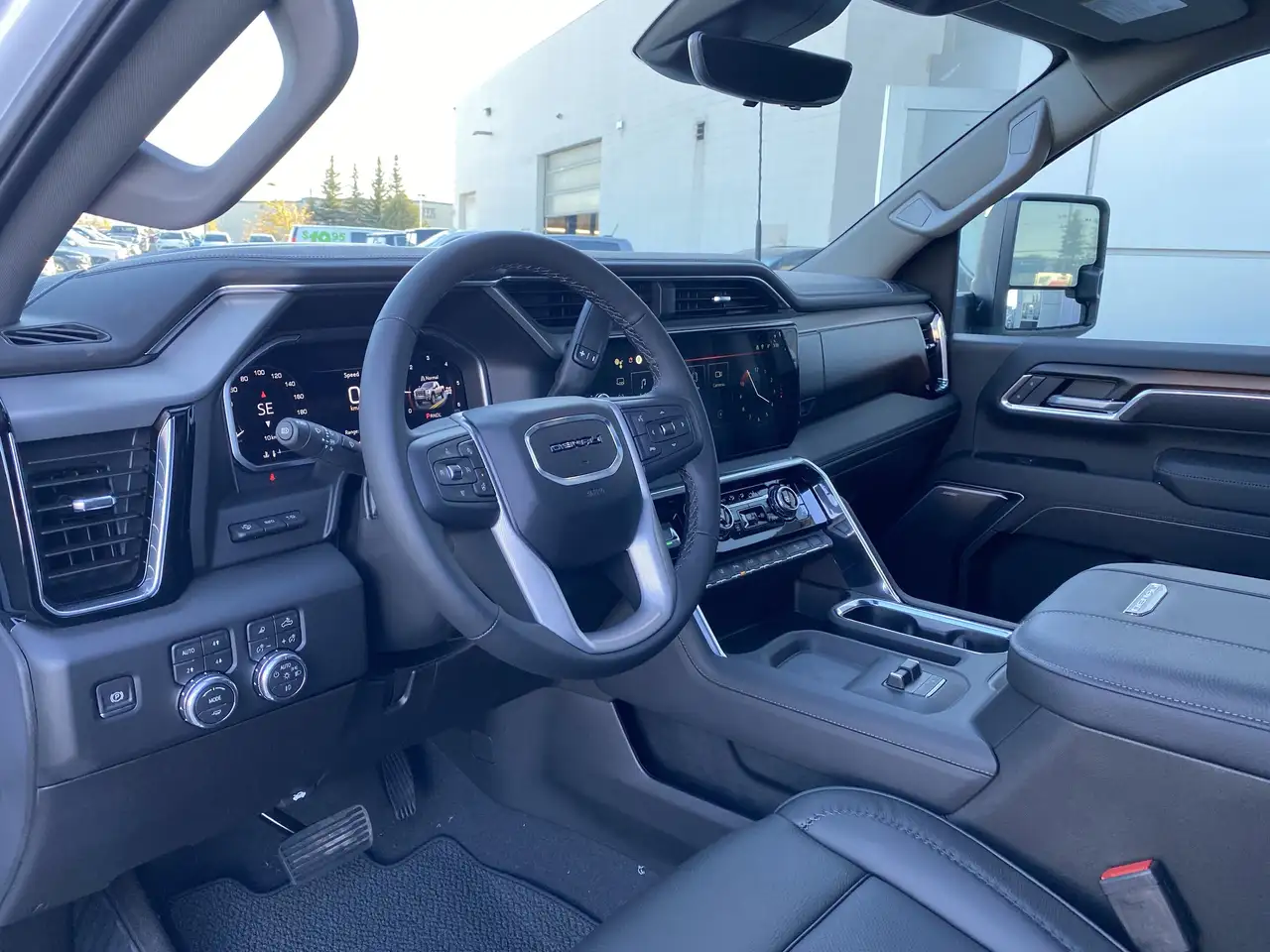 GMC Sierra 3500HD снимка GMC Sierra 3500HD