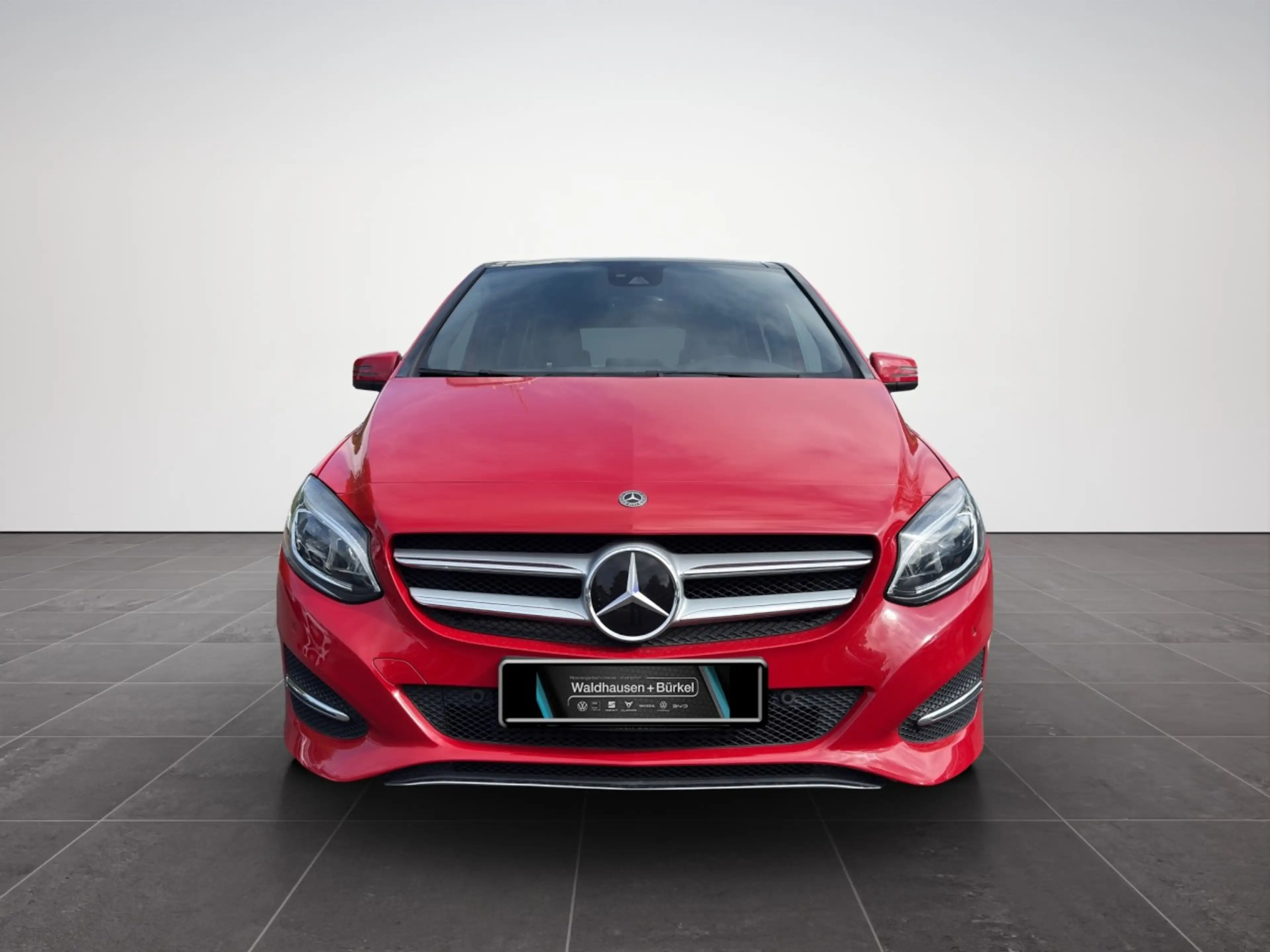 Mercedes-Benz B 220 d 4Matic DCT Urban Klima Navi Rückfahrkamera — photo 2
