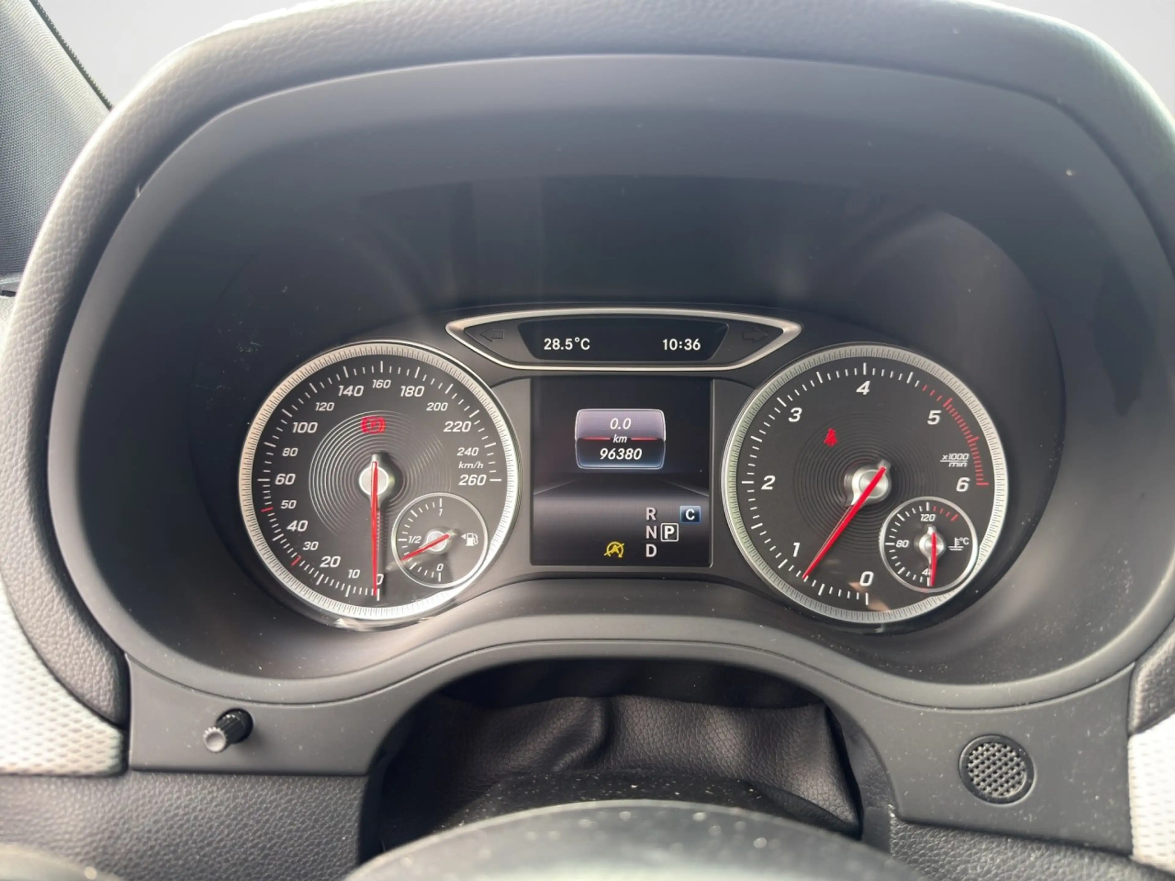 Mercedes-Benz B 220 d 4Matic DCT Urban Klima Navi Rückfahrkamera — photo 15