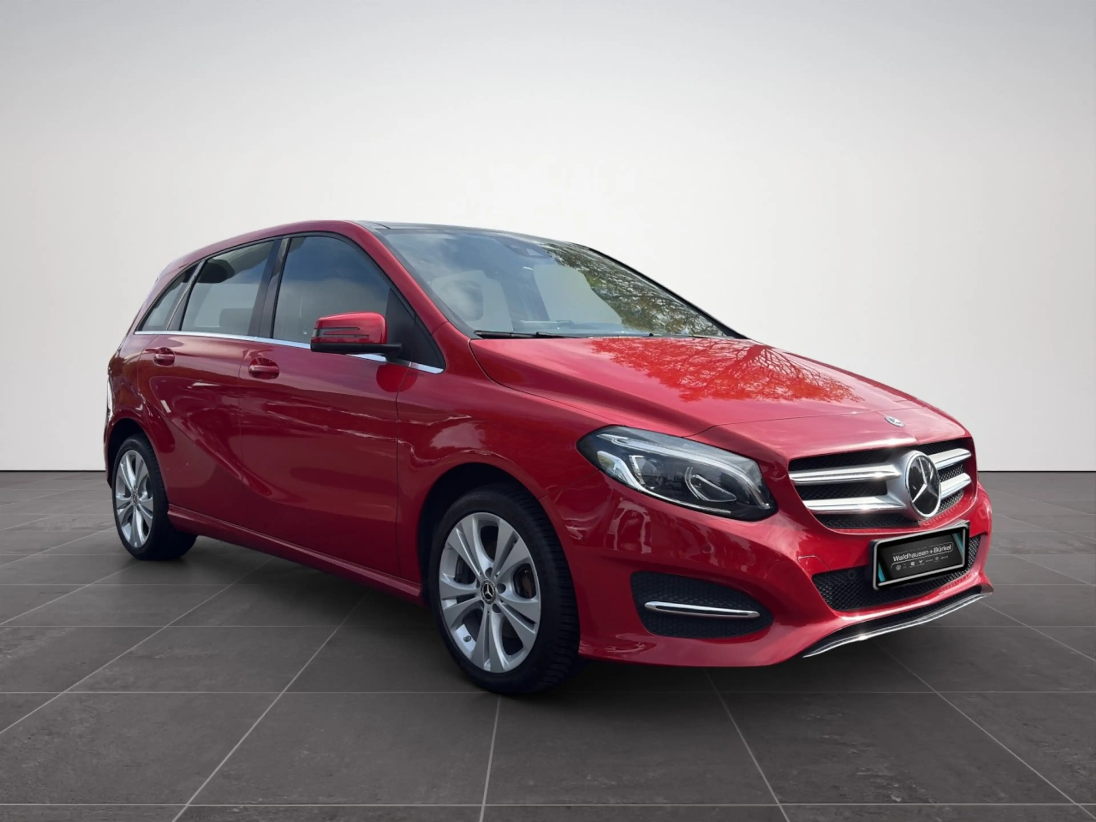 Mercedes-Benz B 220 d 4Matic DCT Urban Klima Navi Rückfahrkamera — photo 8