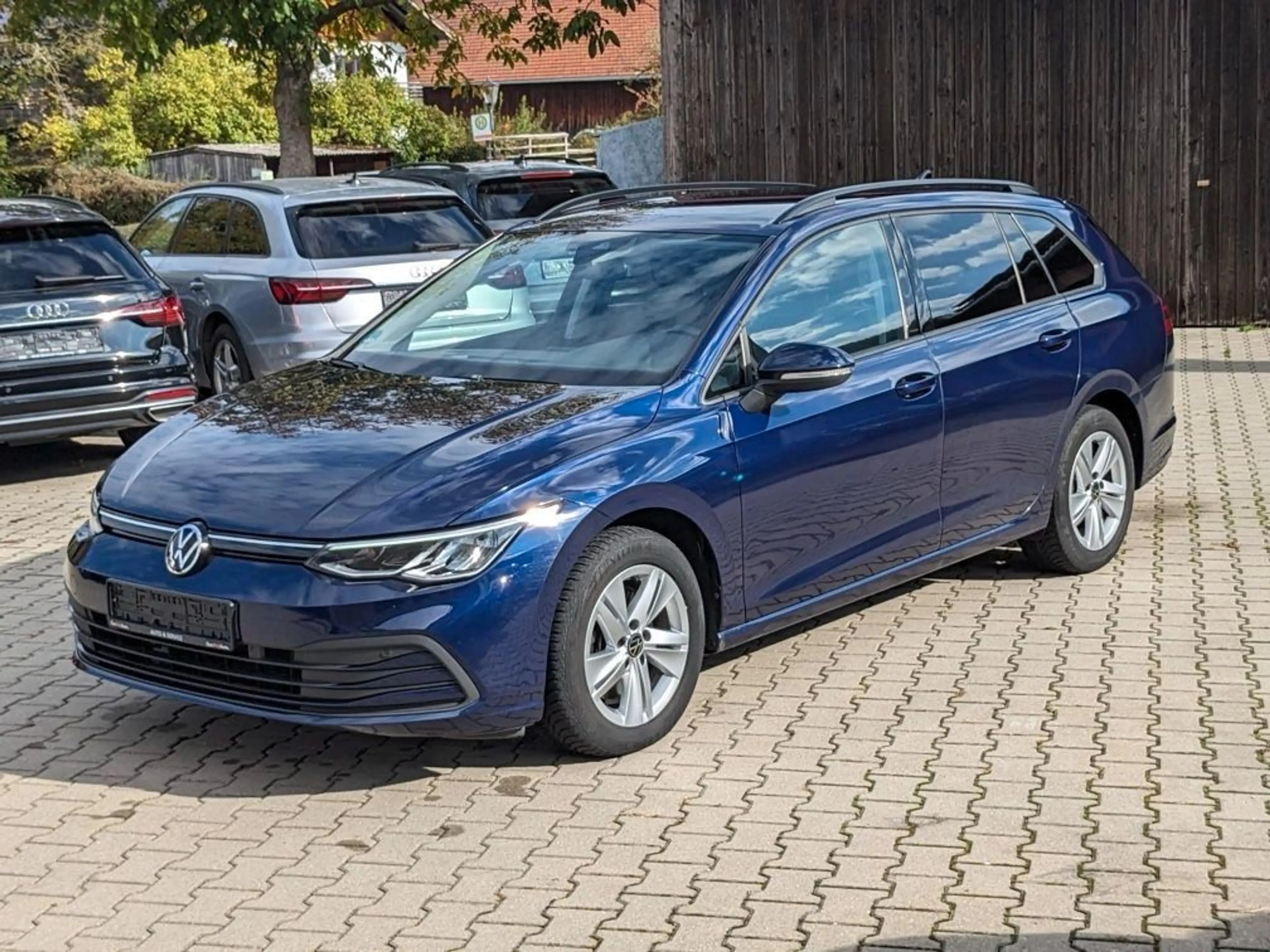 Volkswagen Golf VIII Variant Life/AHK/ACCC/Apple Car — photo 4