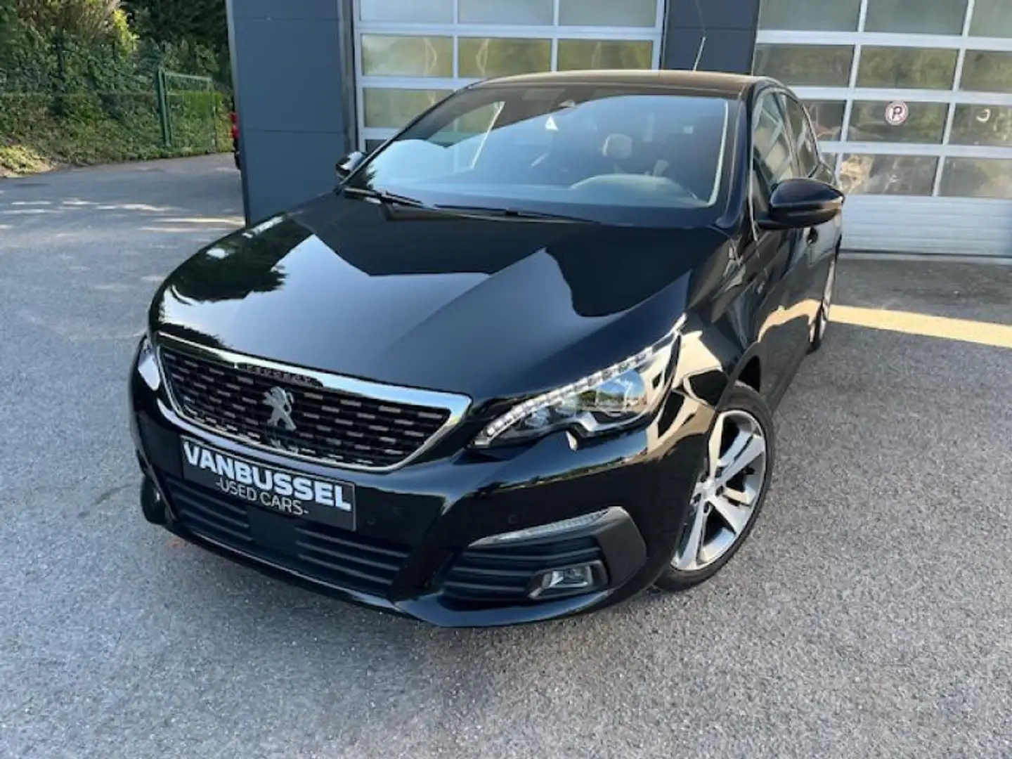 Peugeot 308 GT Negro - 1