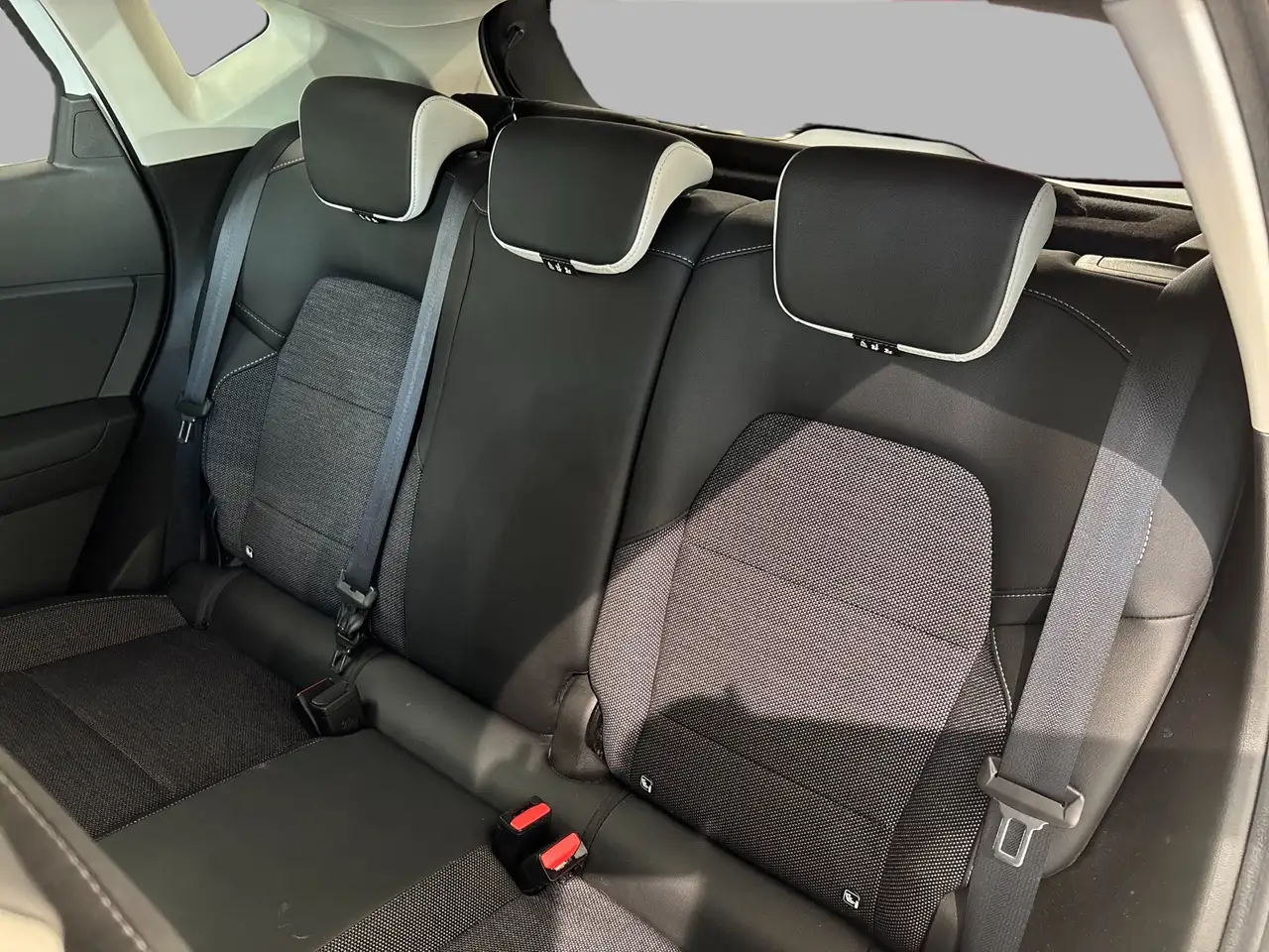 Renault Captur Plug-in Hybrid E-Tech 160 CV Techno, миниатюра 15