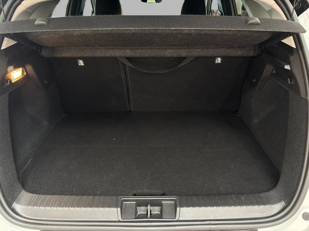 Renault Captur Plug-in Hybrid E-Tech 160 CV Techno, миниатюра 16