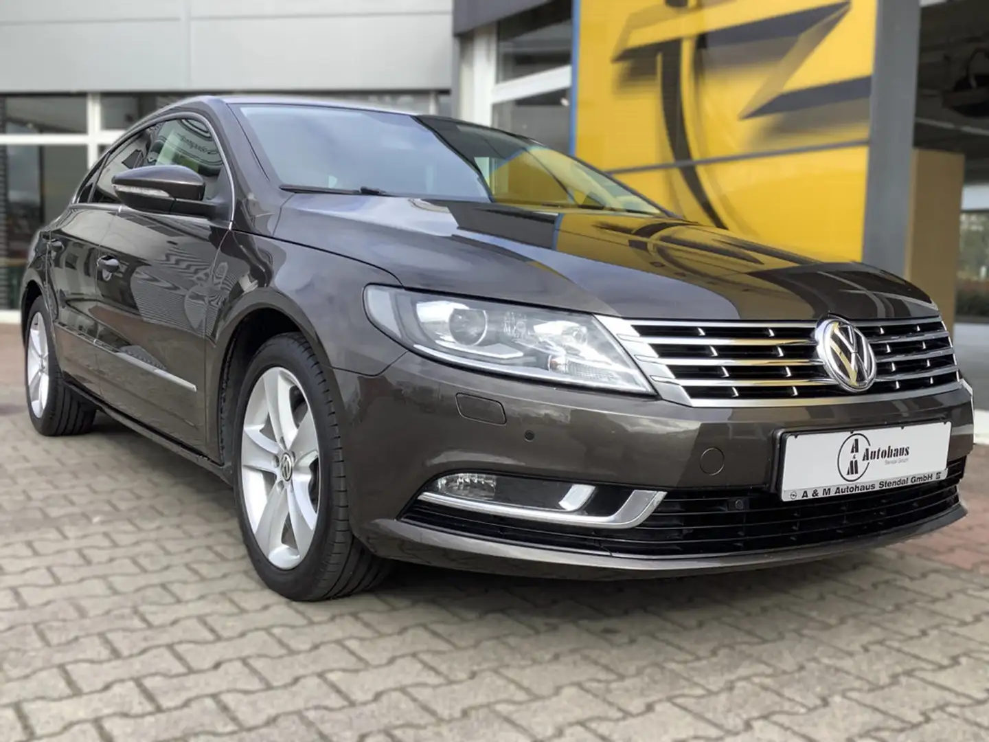 Volkswagen CC 2.0 TDI KLIMA PDC SHZ BI-XENON NAVI Braun - 1