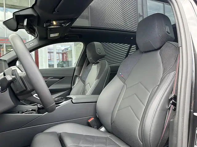 BMW 520 i Touring M-Paket PRO Aut. / AHK / Pano / Iconi... Ansicht 31