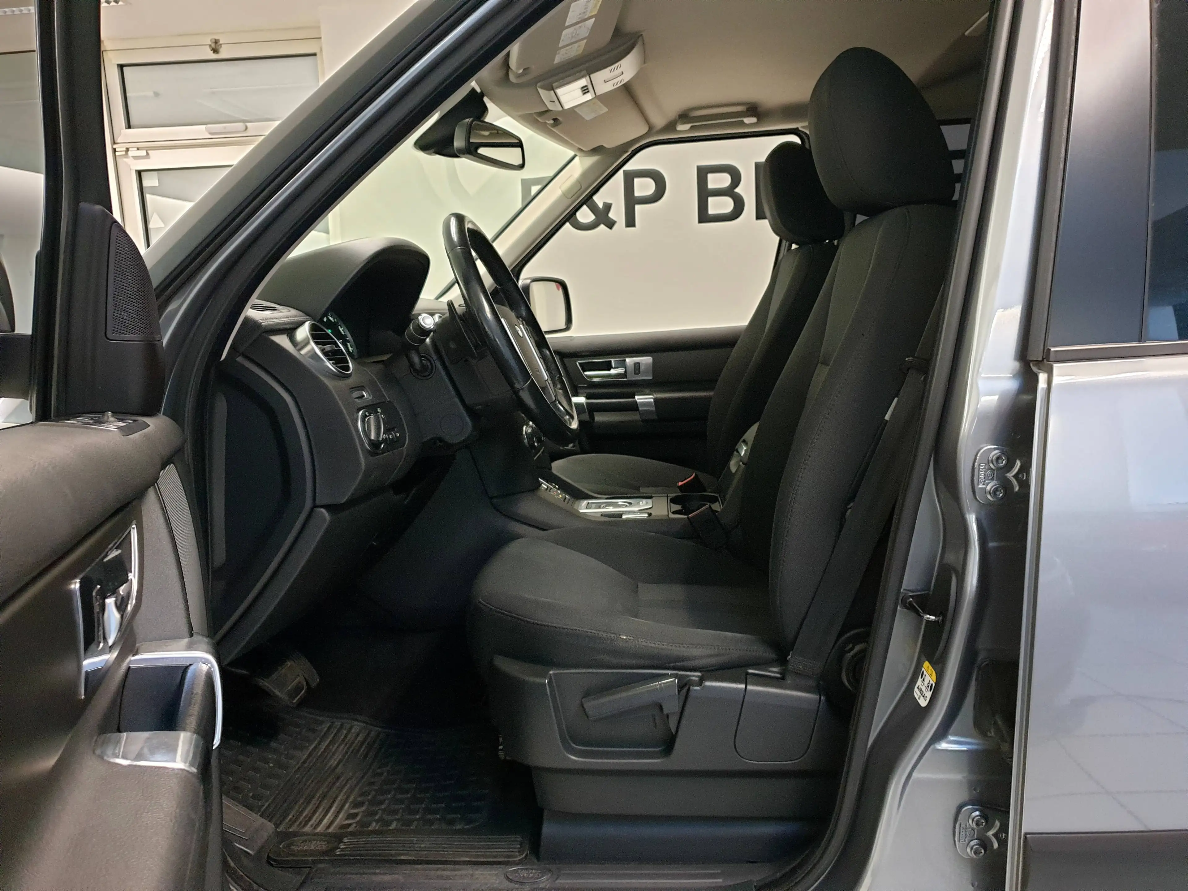 Land Rover Discovery Discovery 4 TDV6 SE 1.Hand Scheckheft AHK STANDHZG — photo 8