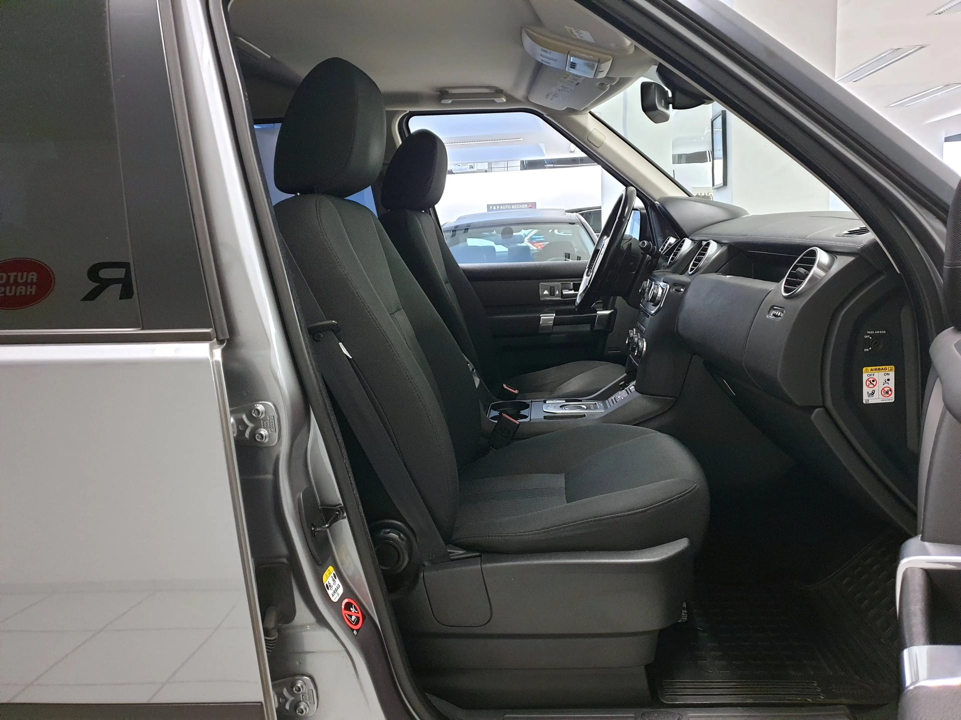 Land Rover Discovery Discovery 4 TDV6 SE 1.Hand Scheckheft AHK STANDHZG — photo 9