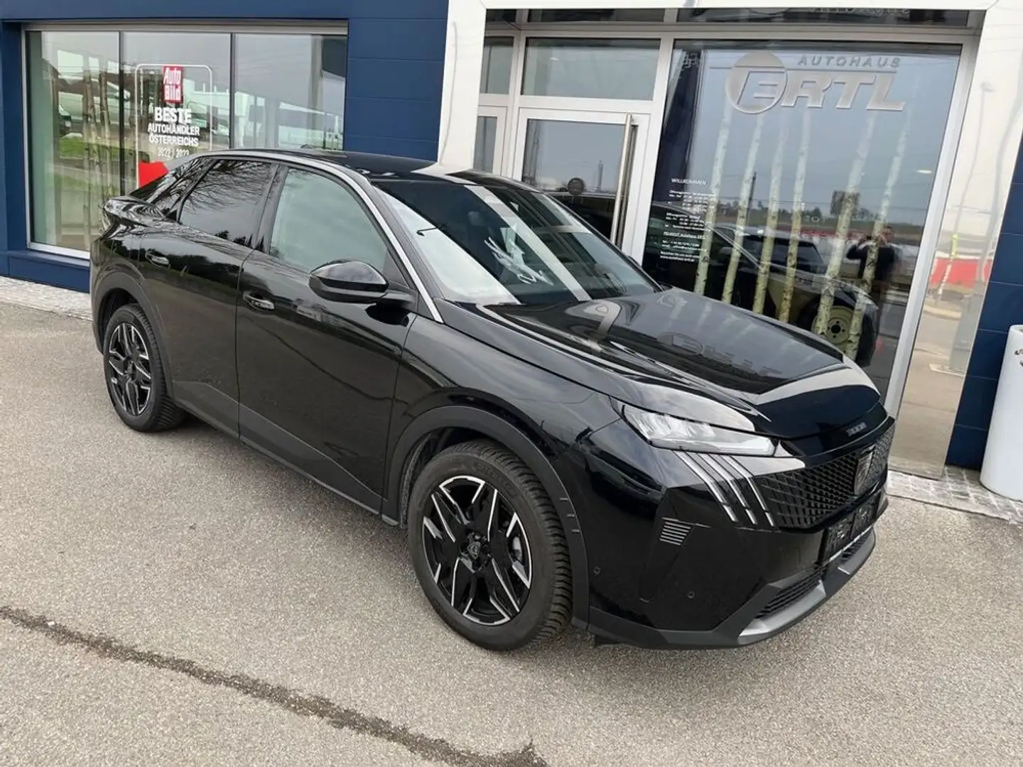 Peugeot 3008 e-DCS6 Hybrid 136 Allure Navi Lenkrad&WS-Heiz Schwarz - 1