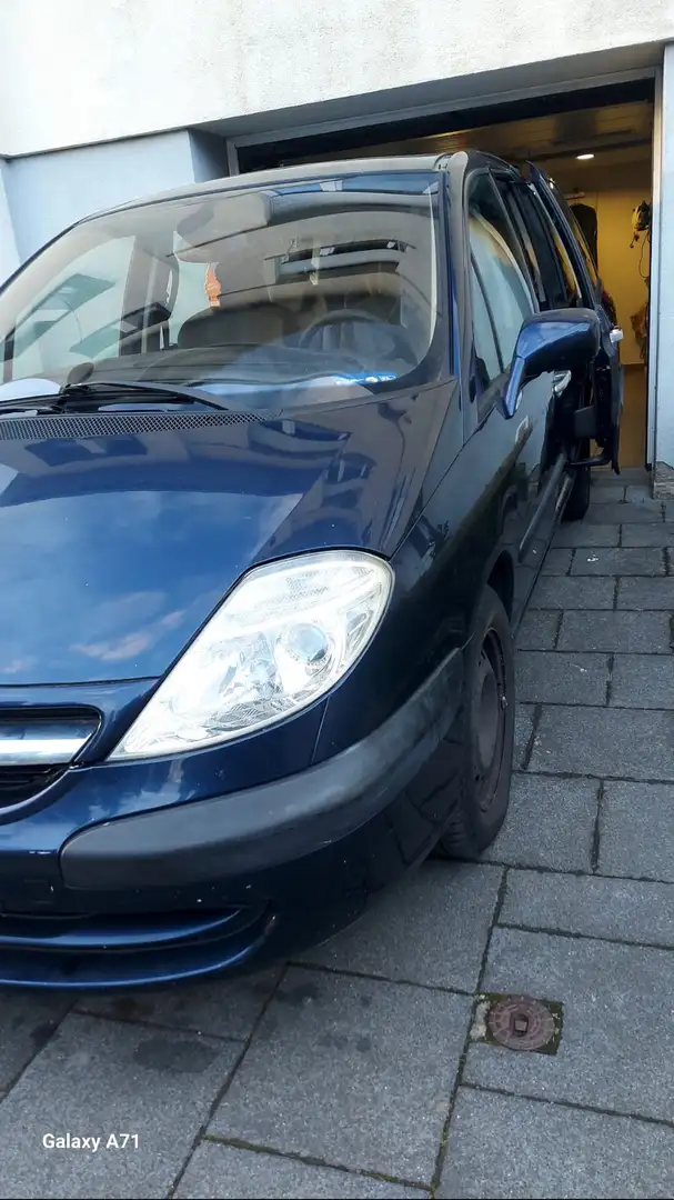 Citroen C8 2.2 HDi Exclusive - 2