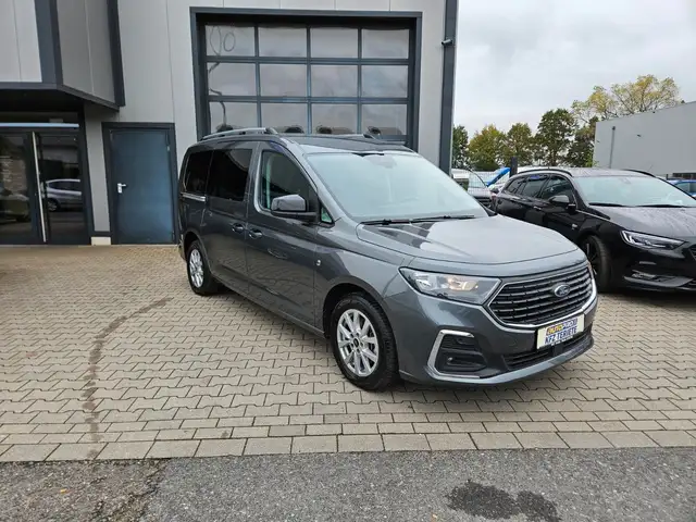 Ford Grand Tourneo Connect Titanium