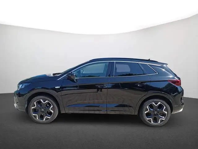 Opel Grandland X view 4
