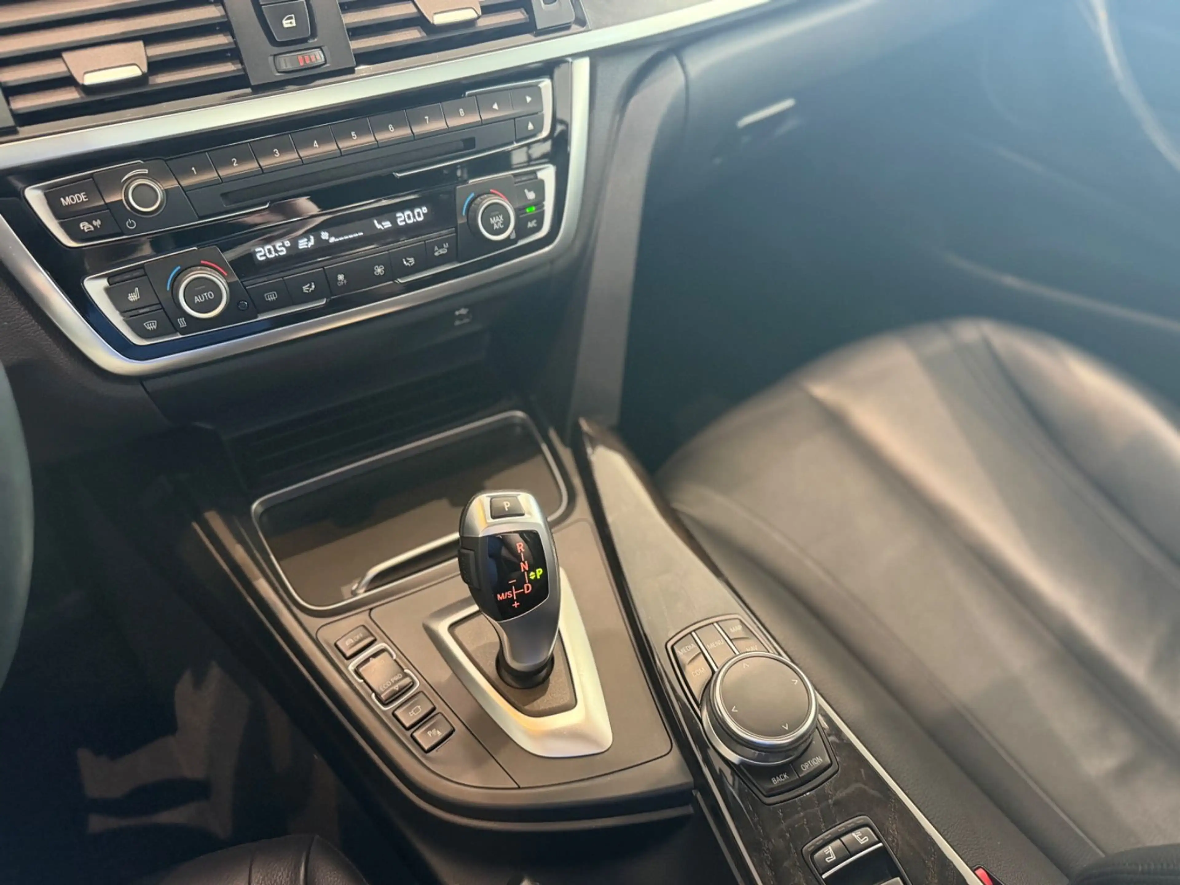 BMW 440 i Luxury Line *3. Hand*Unfallfrei* — photo 12