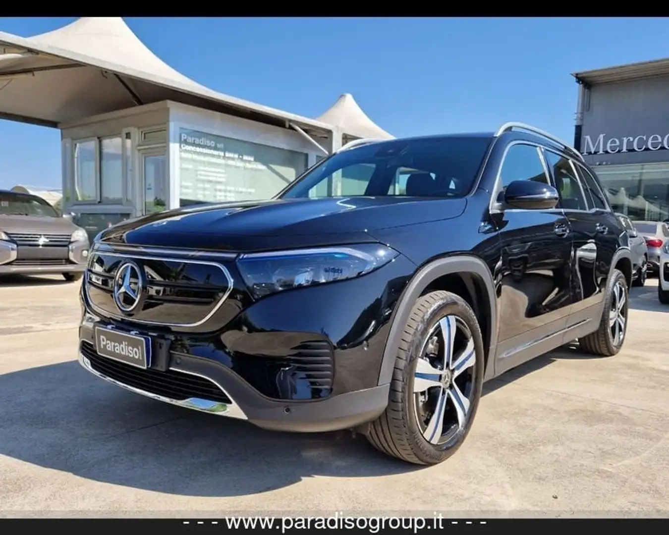 Mercedes-Benz EQB 300 2436 300 4MATIC Negru - 1