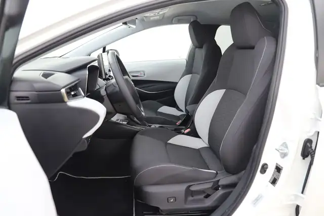 Toyota Corolla view 9