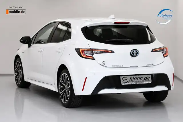 Toyota Corolla view 6