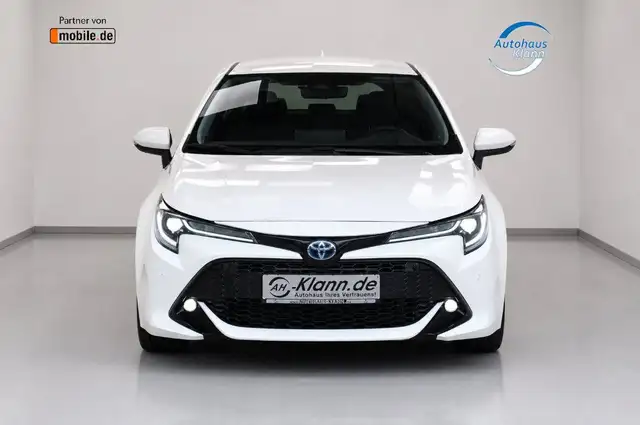 Toyota Corolla view 2