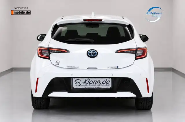 Toyota Corolla view 7