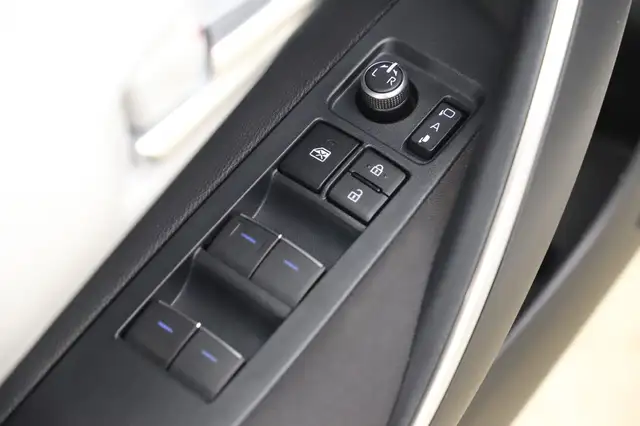 Toyota Corolla view 29