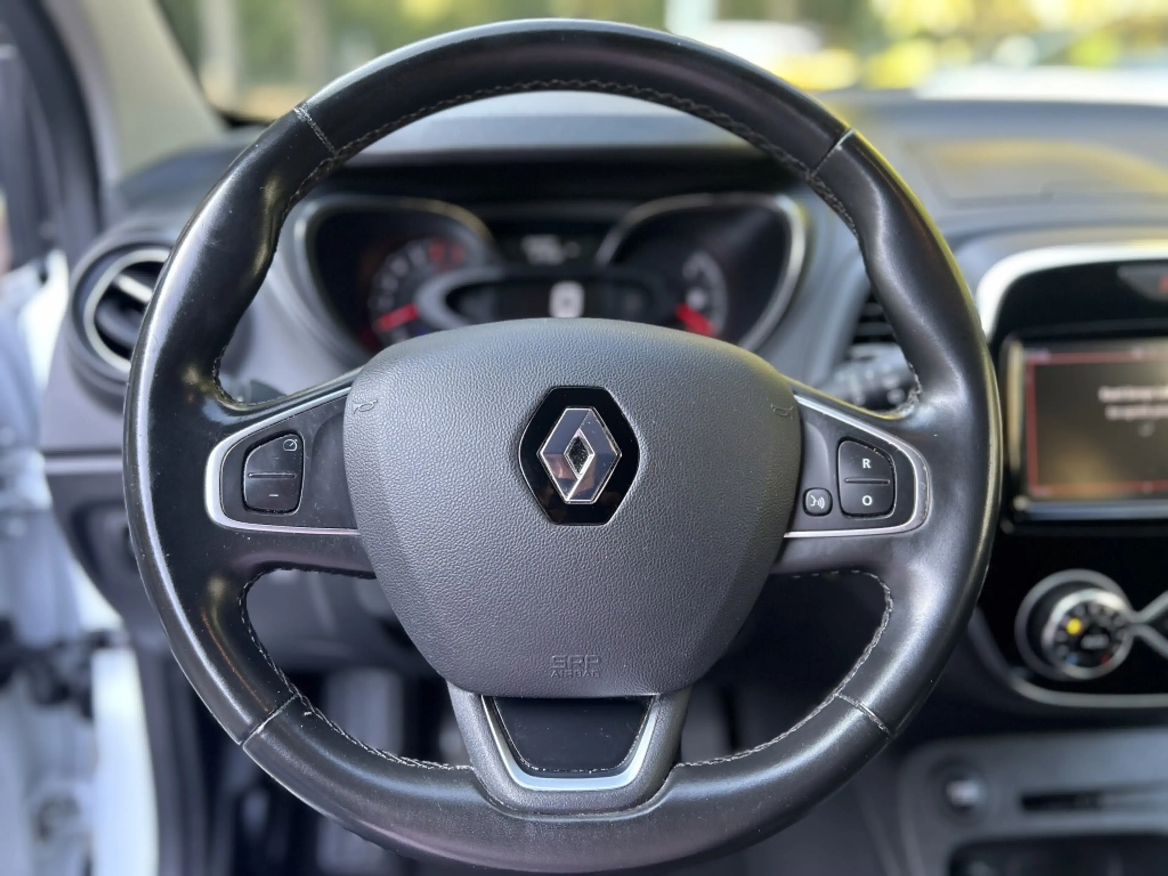 Renault Captur 0.9 TCe Intens — photo 28