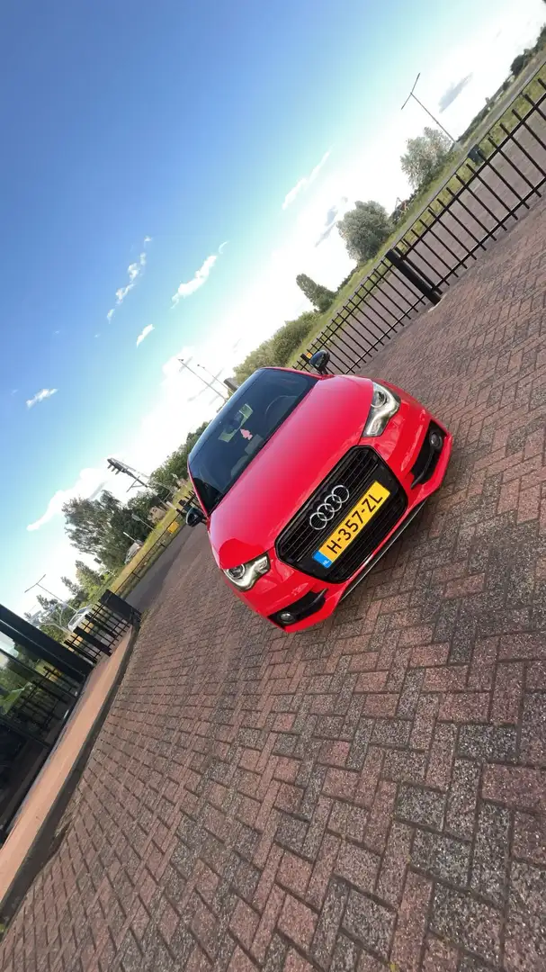 Audi A1 1.4 TFSI Pro Line S Rood - 1
