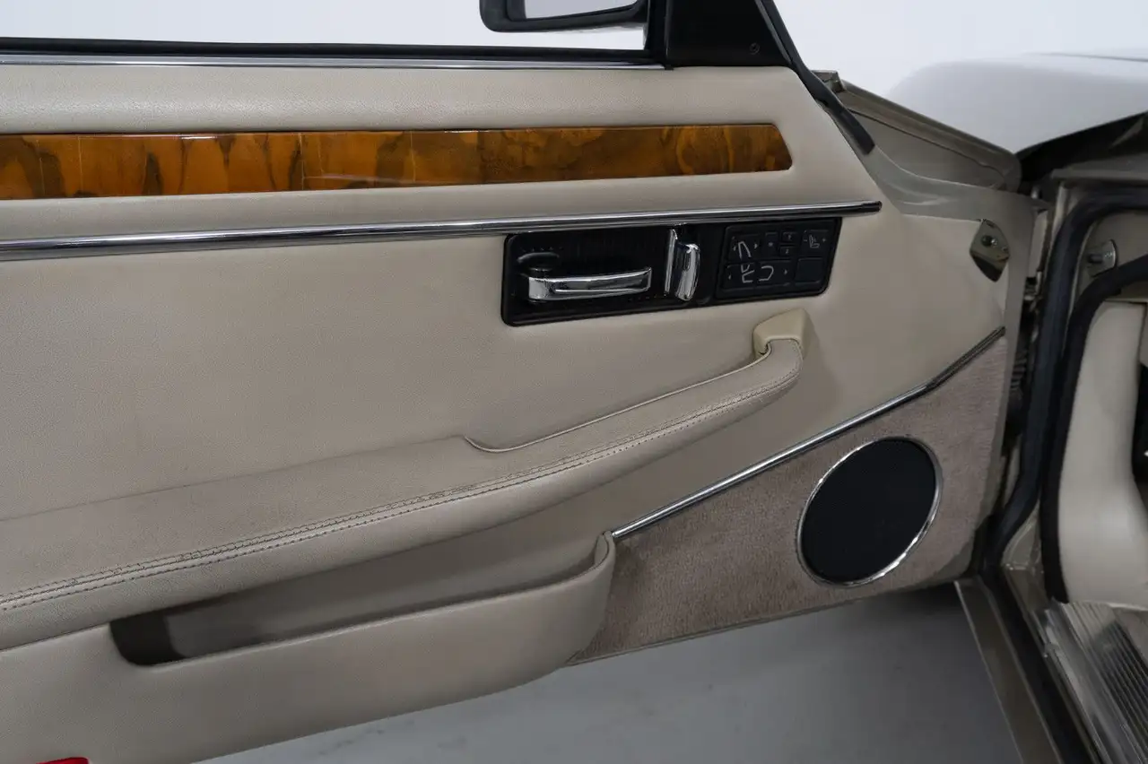 Jaguar XJS 4.0 Cabriolet, foto 11