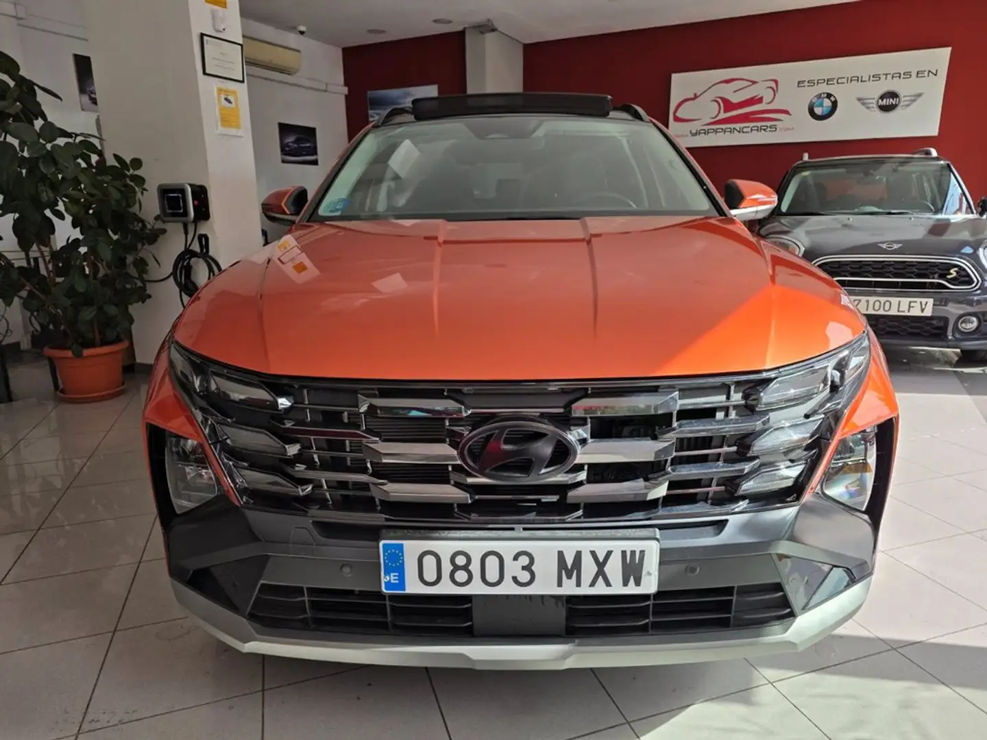 Hyundai TUCSON 1.6T 158kW (215CV) HEV AT Tecno Sky Naranja - 2
