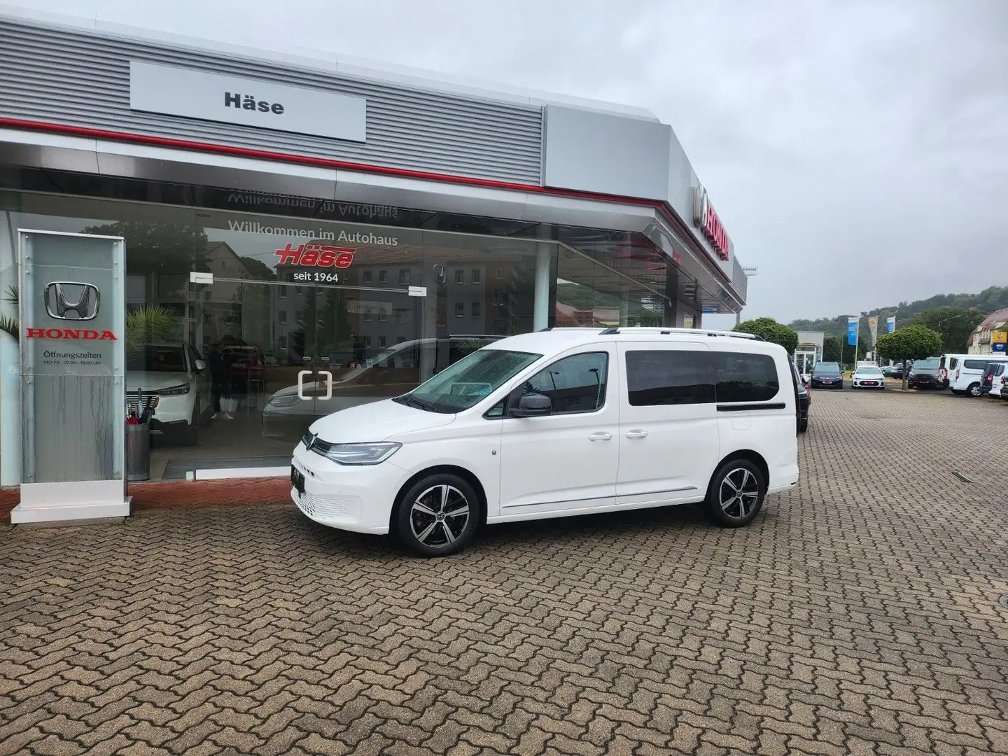 Volkswagen Caddy Maxi 1,5TSI Style, Klima Standhzg,DSG, LED Weiß - 1