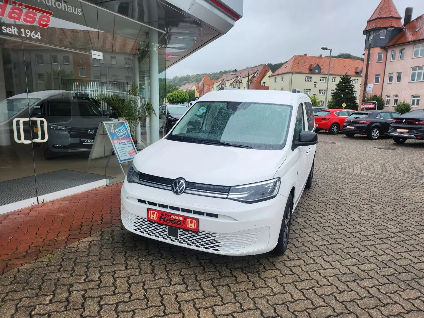 Volkswagen Caddy Maxi 1,5TSI Style, Klima Standhzg,DSG, LED Weiß - 2