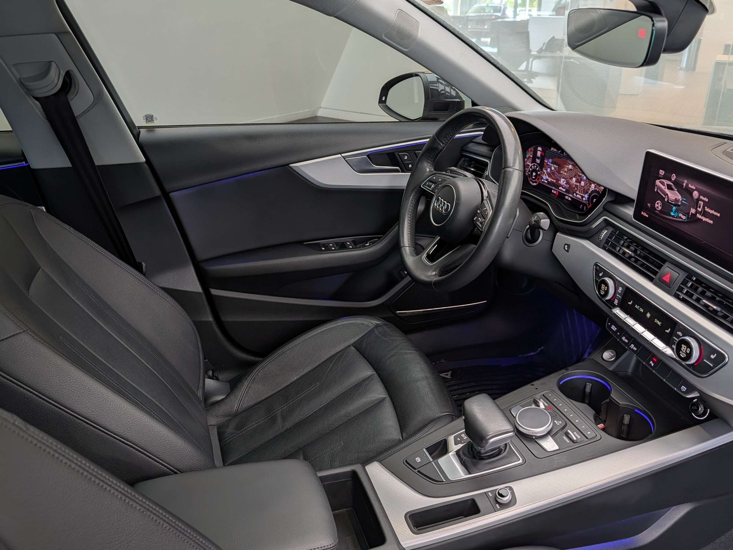 2017 Audi A4 Technik Quattro | Advanced Driver Assistance thumb 15