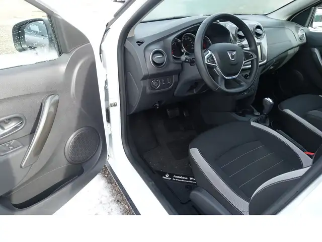 Dacia Sandero Stepway view 7