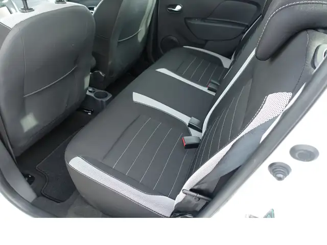 Dacia Sandero Stepway view 11