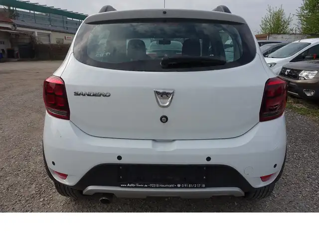 Dacia Sandero Stepway view 5