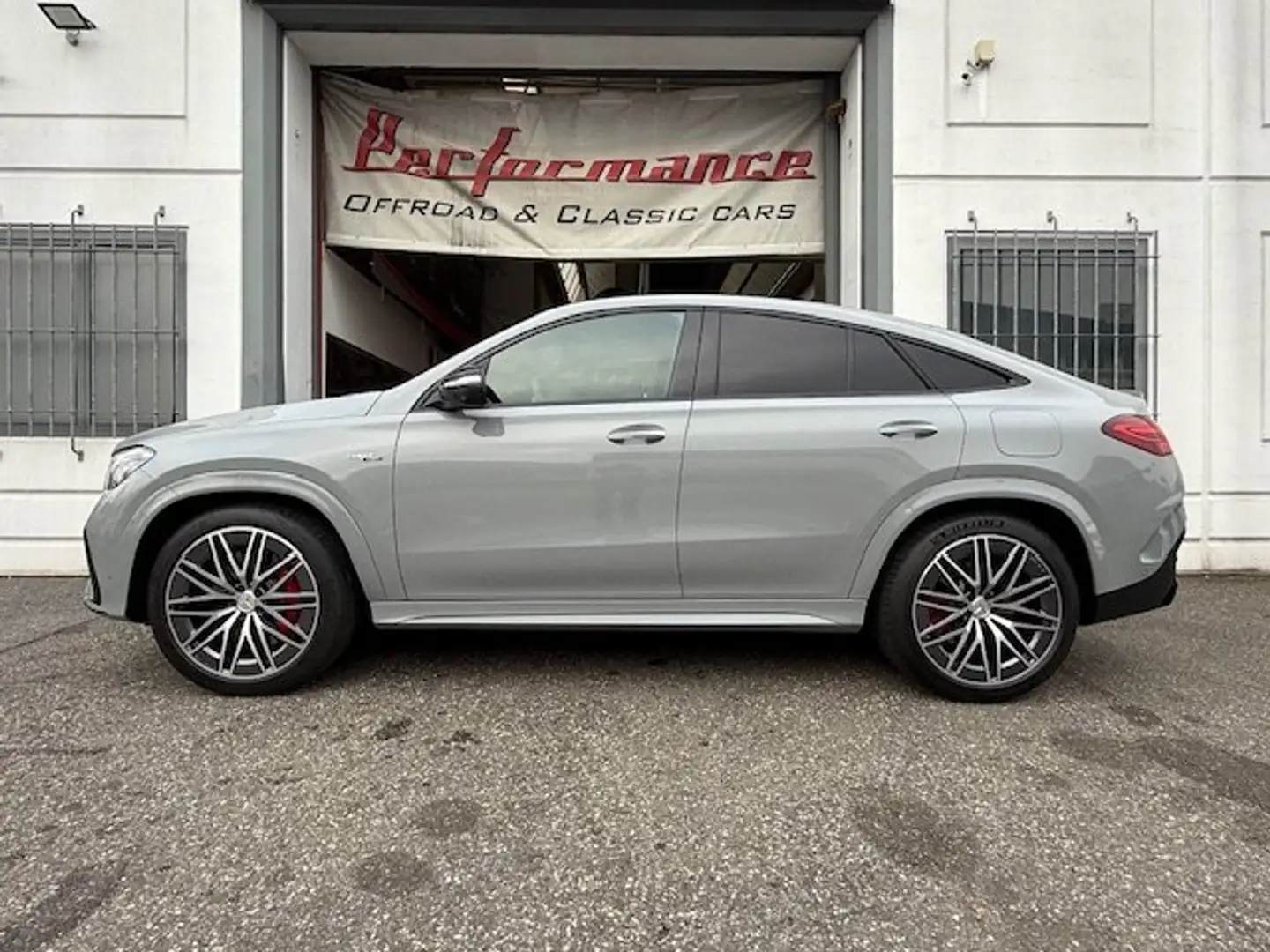 Mercedes-Benz GLE 53 AMG Coupe phev Line Premium Plus 4matic+ auto Grijs - 2