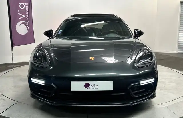Porsche Panamera view 2