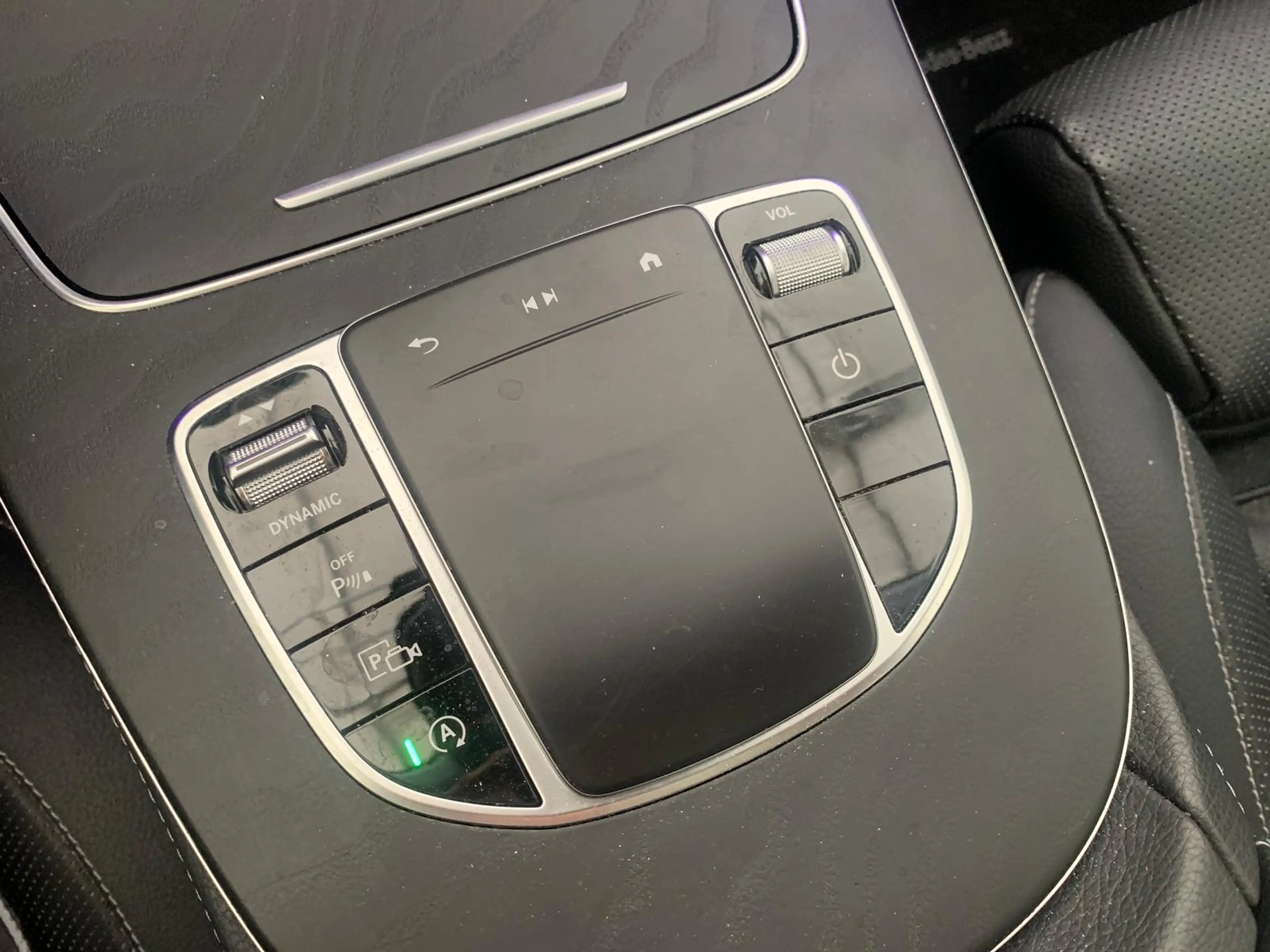 Mercedes-Benz E 400 E400 Avantgarde Voll-Leder Distr+ SiKlima Glasd. — photo 15