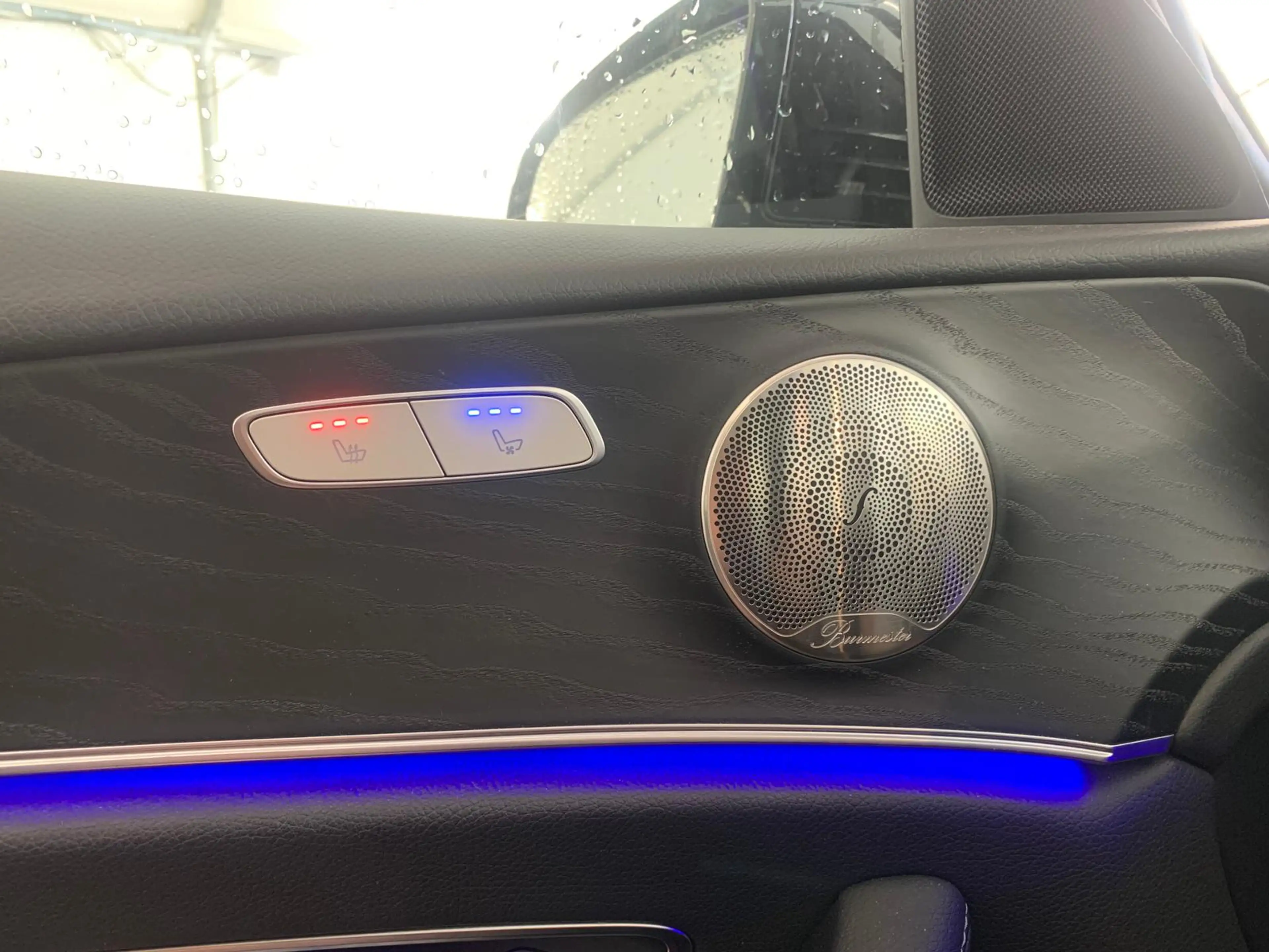 Mercedes-Benz E 400 E400 Avantgarde Voll-Leder Distr+ SiKlima Glasd. — photo 7