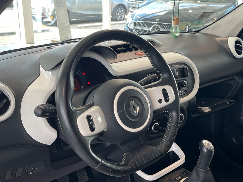 Renault Twingo Limited*KLIMA*BLUET.*TEMP.*PDC*TÜV NEU* — photo 9