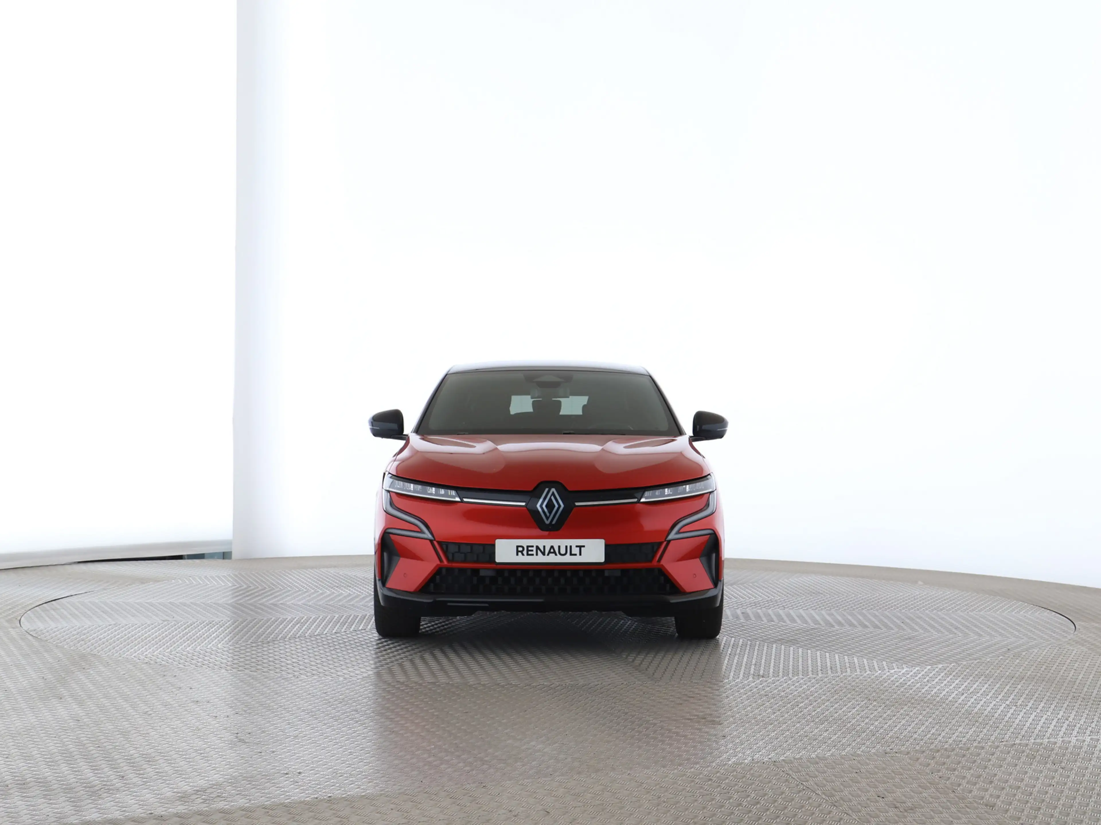 Renault Megane E-Tech E-Tech EV60 220 Iconic — photo 10