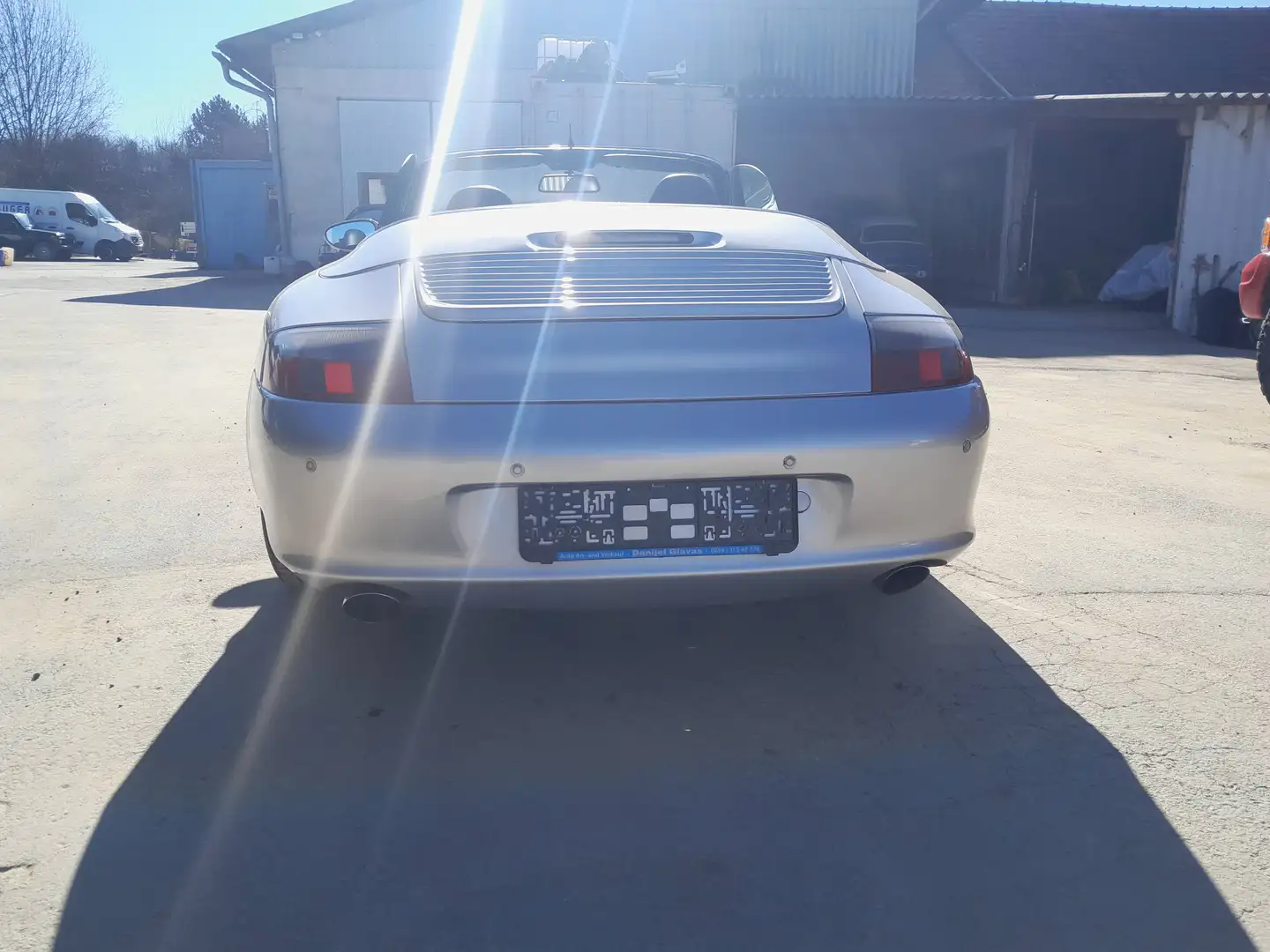Porsche 996 911 Carrera Coupé Tiptronic Silber - 2