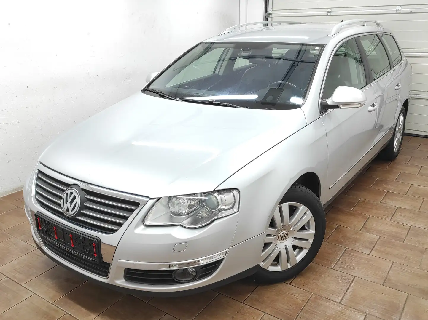 Volkswagen Passat Variant 2.0 FSI *TÜV NEU* 1-HAND KLIMAA SHZ TEMP BC ESP Grau - 2