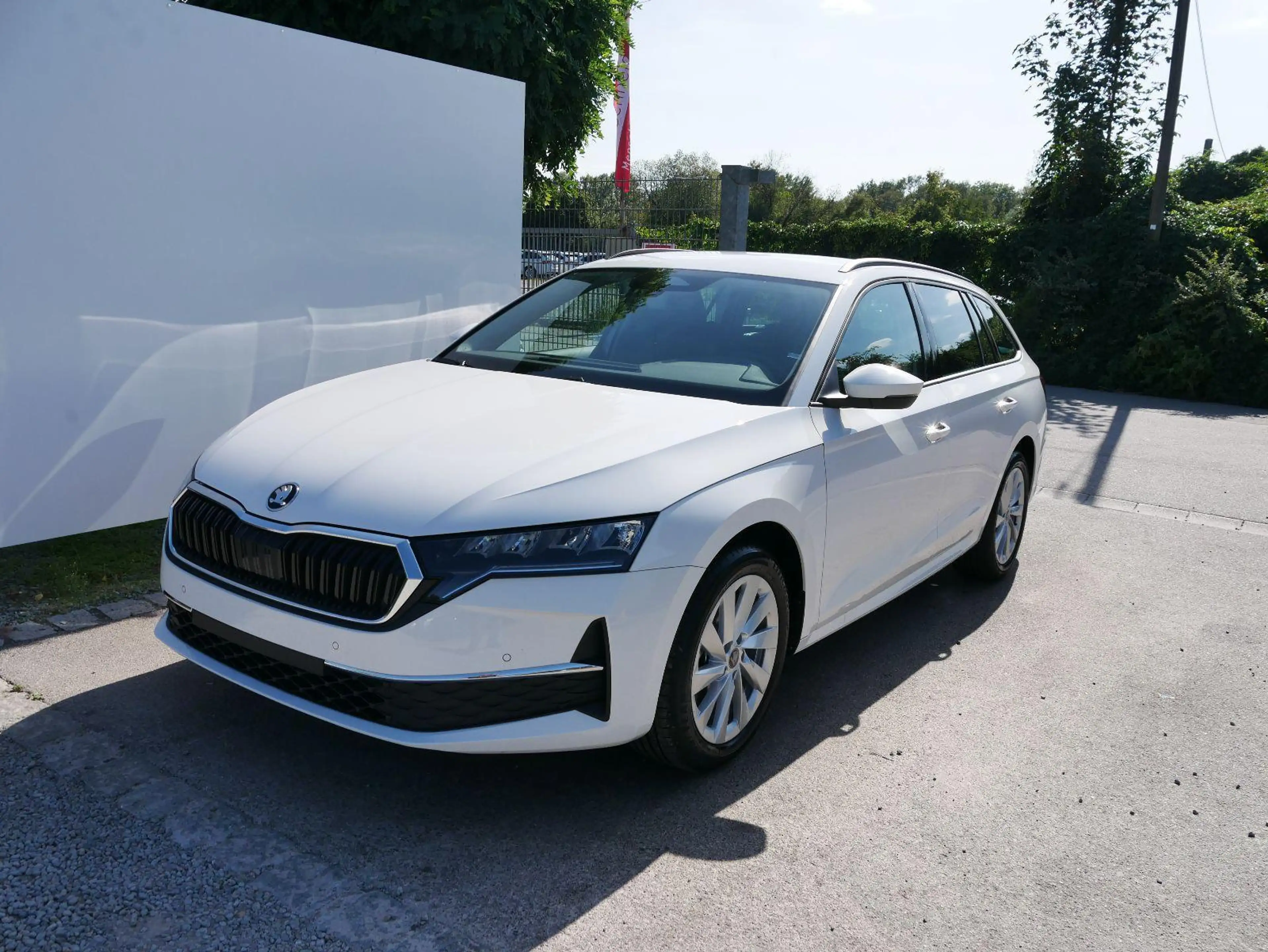 Skoda Octavia Combi Selection 2.0 TDI DSG*AHK-SCHWENKBAR*ACC*...