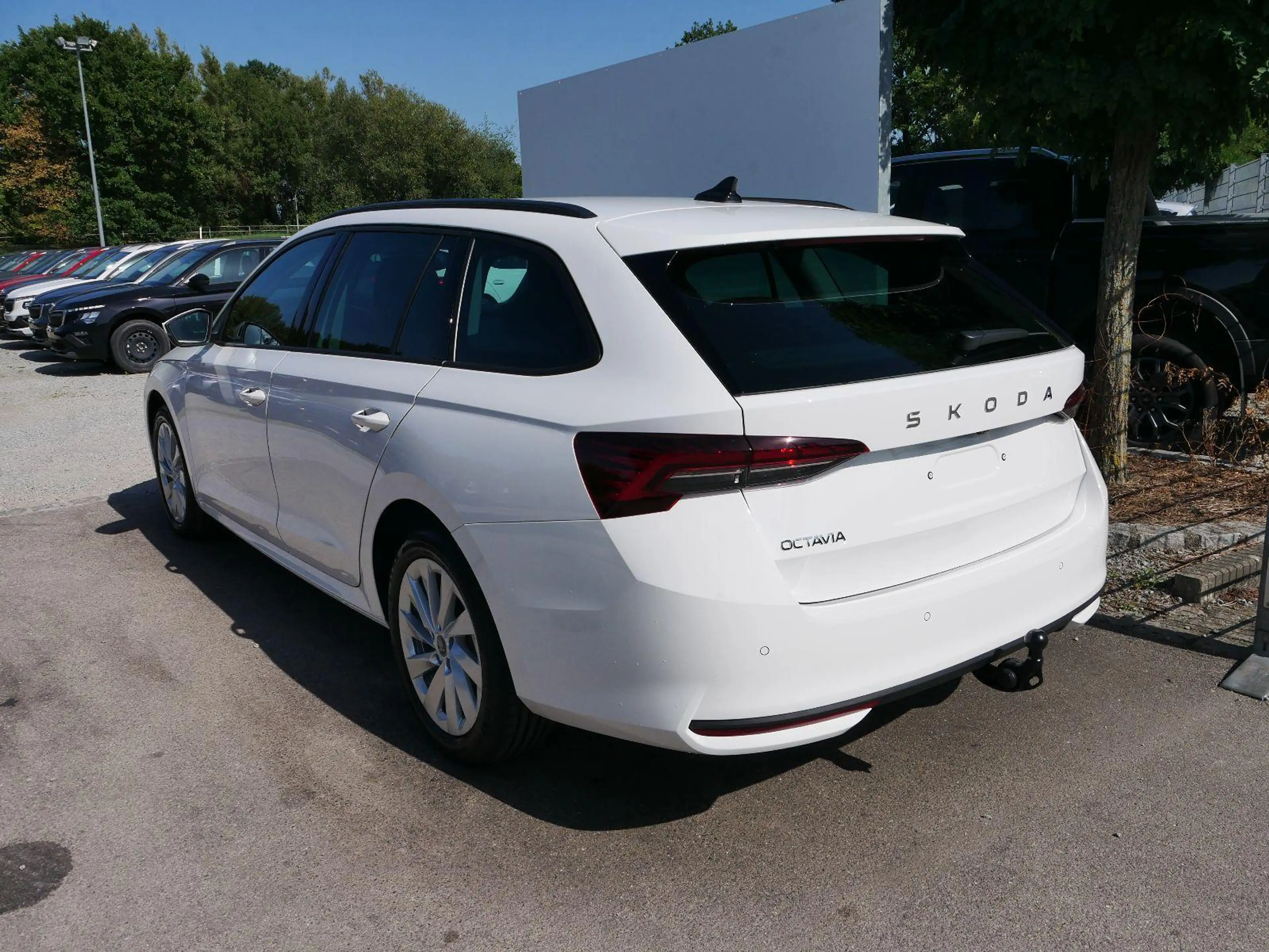 Skoda Octavia Combi Selection 2.0 TDI DSG*AHK-SCHWENKBAR*ACC*... — photo 5