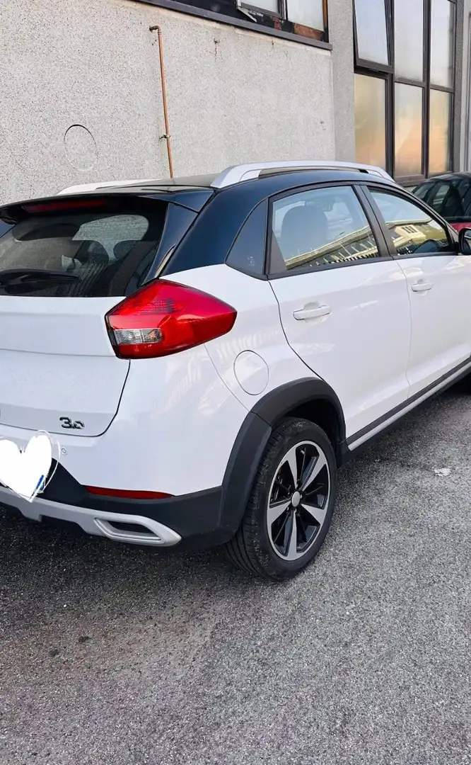 DR Automobiles DR 3.0 DR 3 1.5 MT Gpl Weiß - 2