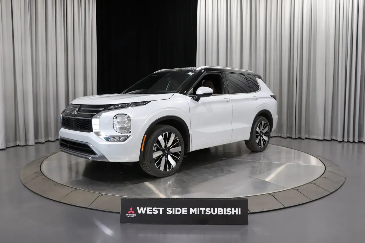 Mitsubishi Outlander снимка Mitsubishi Outlander