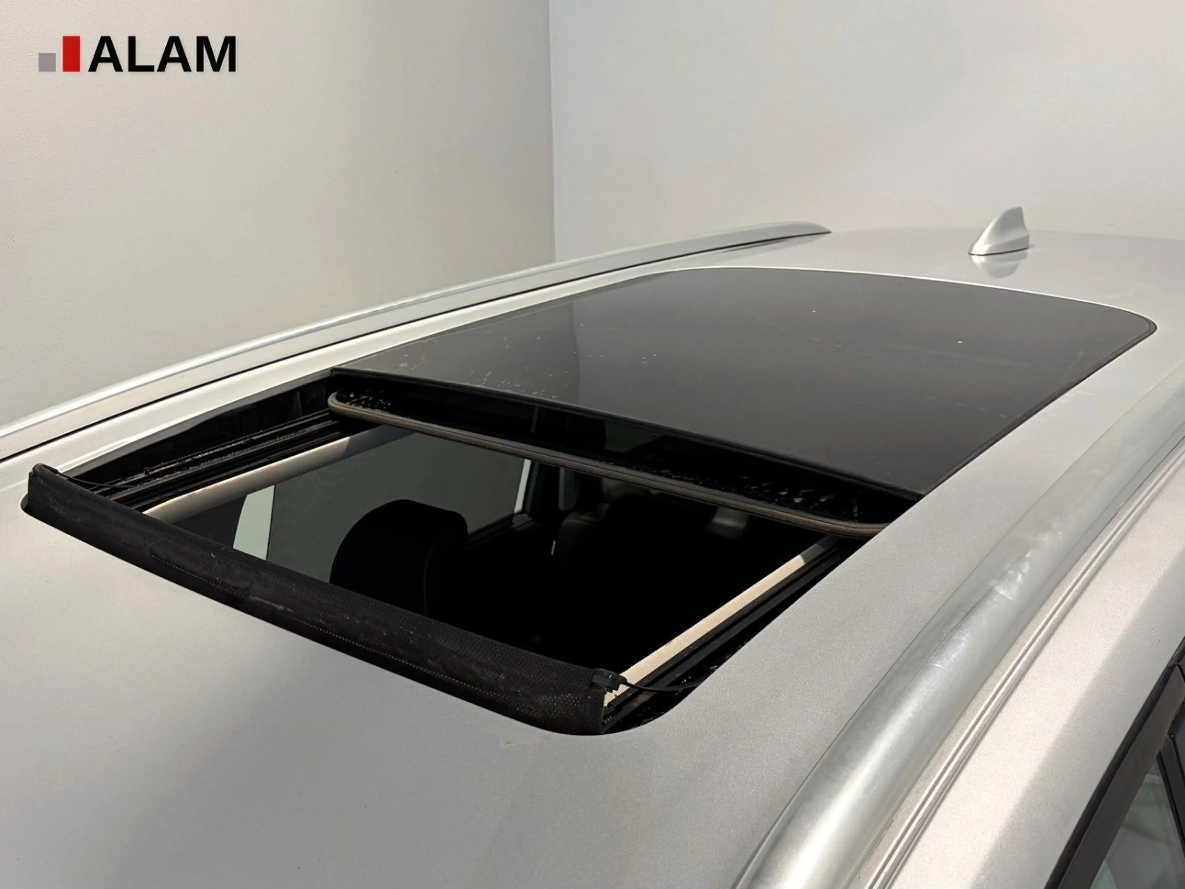 Ford Galaxy Titanium ACC AHK Pano RFK Sound 7-Sitzer — photo 10