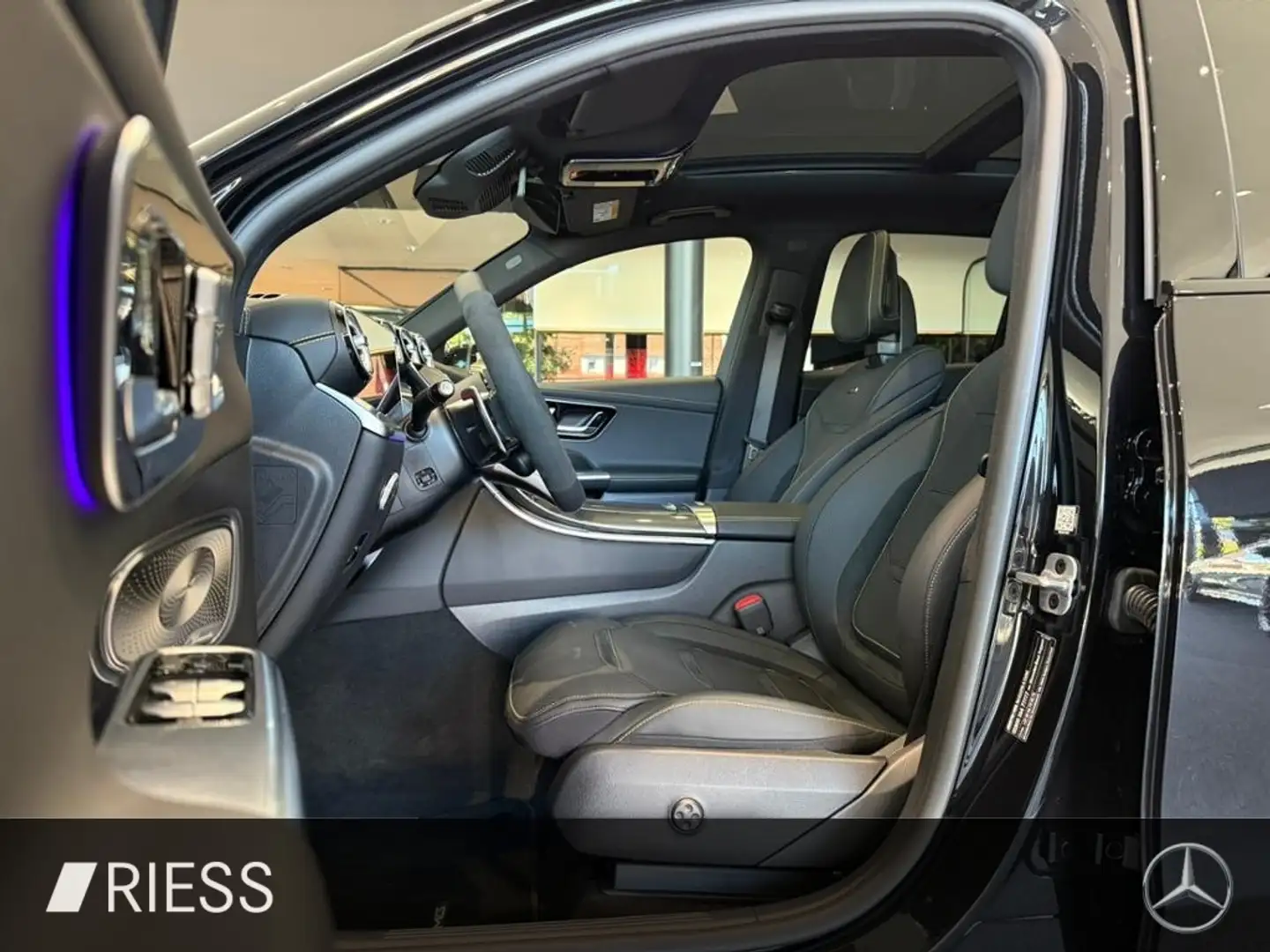 Mercedes-Benz GLC 43 AMG PANO+HUD+HA LENK+DISTR+STDHZG+DIGI L+ Schwarz - 2