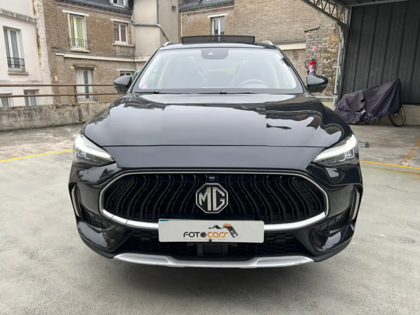 MG EHS MG MG EHS 1.5T GDI HYBRIDE RECHARGEABLE PHEV LUXURY Noir - 2