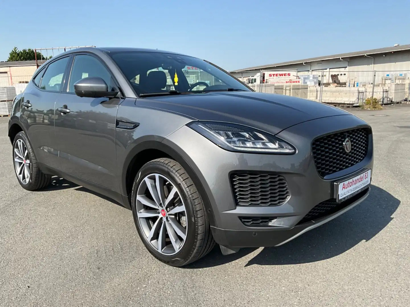 Jaguar E-Pace E-PACE SE AWD*89TKM*Pano*Leder*LED*360K*F Noir - 2